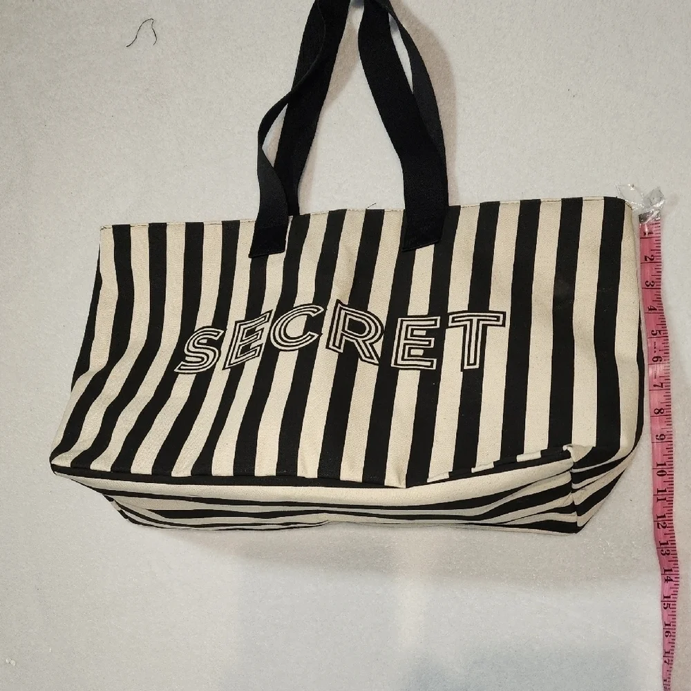 Victoria K Monochrome Striped Tote